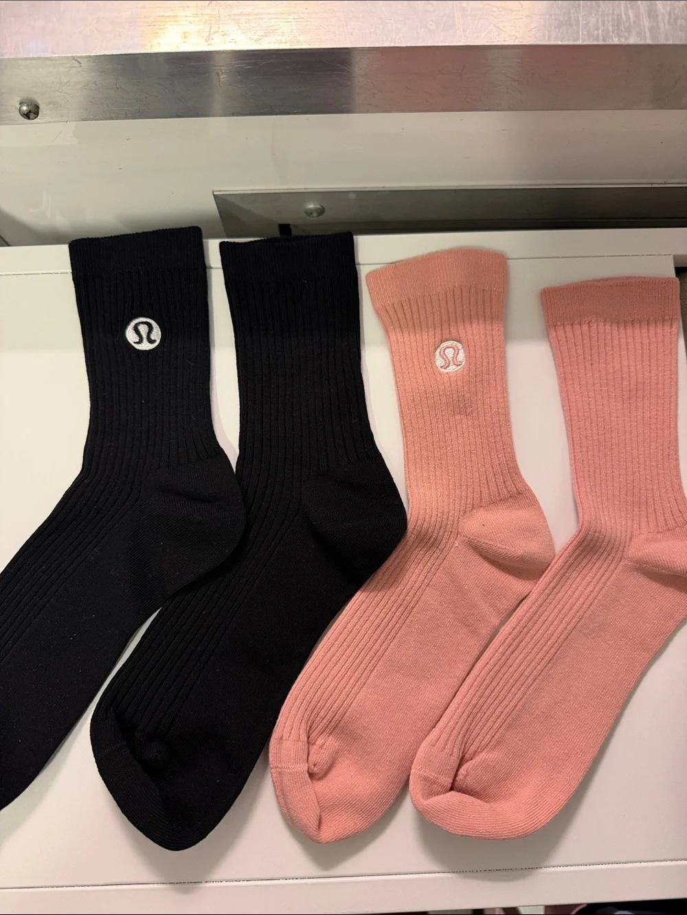 lululemon athletica Ribbed Crew Socks - Black & Pink